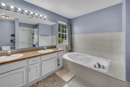 Guest Bathroom Photo of 20692 River Road, Maple Ridge, BC