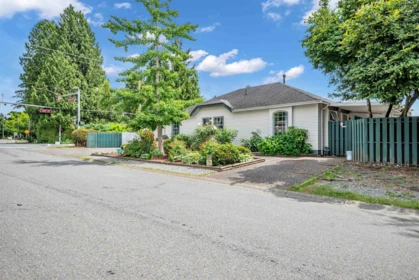 20692 River Road, Maple Ridge, BC, Maple Ridge — Single Family Residence for sale