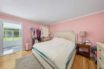 Hallway Photo of 637 171 Street, Surrey, BC