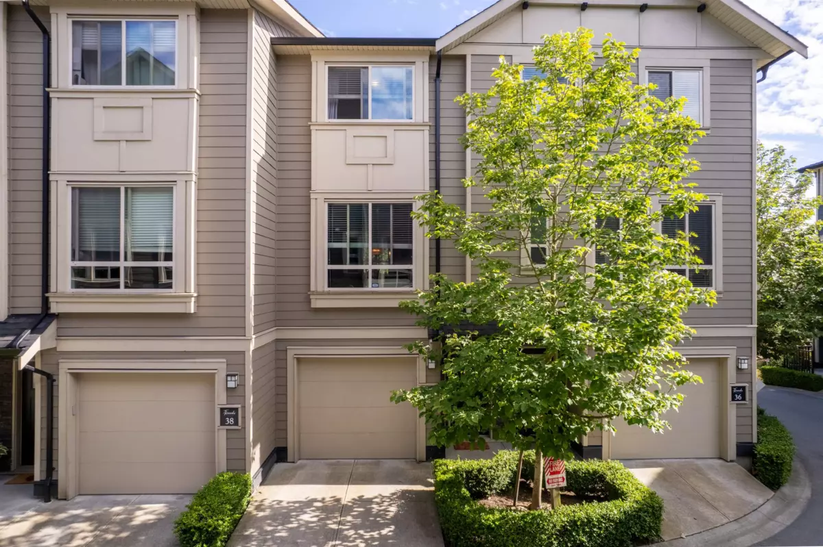 Exterior Rear Photo of 37 19913 70 Avenue, Langley, BC