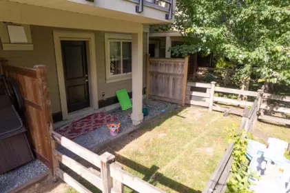 Mudroom Photo of 37 19913 70 Avenue, Langley, BC