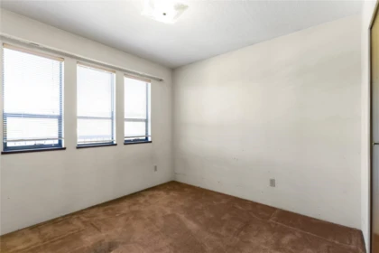 Walk-In Closet Photo of 2986 E 3rd Avenue, Vancouver, BC