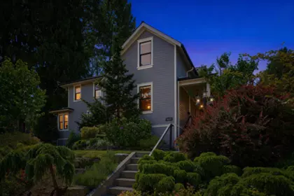 2209 St. George Street, Port Moody, BC, Port Moody — Single Family Residence for sale