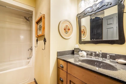 Basement Recreation Room Photo of 26586 33 Avenue, Langley, BC