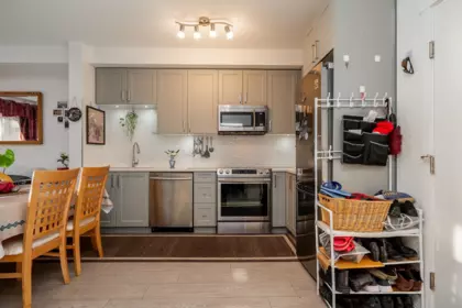 Kitchen Photo of 107 9689 140 Street, Surrey, BC