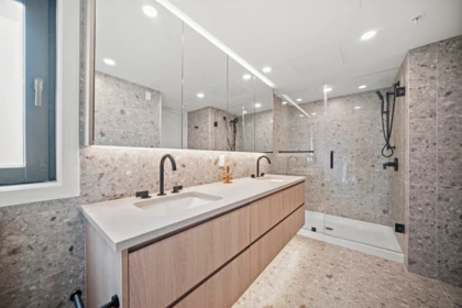 Kitchen Photo of 6352 Oak Street, Vancouver, BC