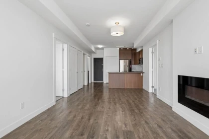 205 827 Roderick Avenue, Coquitlam, BC, Coquitlam — Apartment/Condo for sale
