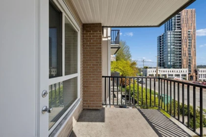 Hallway Photo of 205 827 Roderick Avenue, Coquitlam, BC