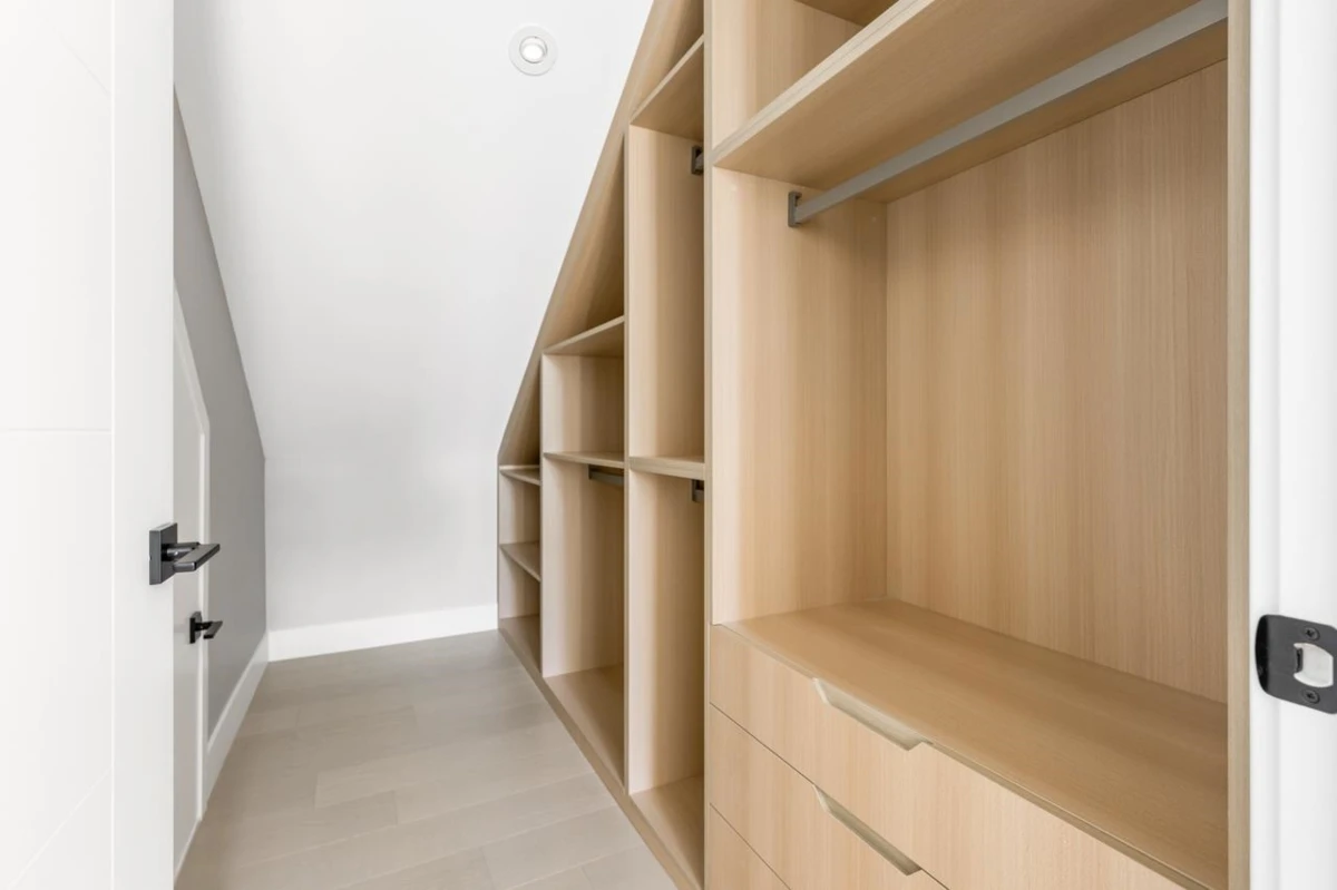 Family Room Photo of 2 3771 W King Edward Avenue, Vancouver, BC