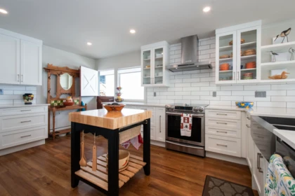Office / Den Photo of 354 Avalon Drive, Gibsons, BC