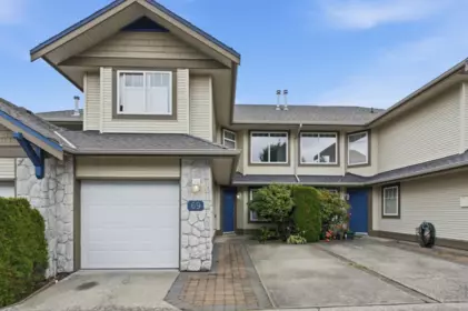 Entry Foyer Photo of 69 8888 151 Street, Surrey, BC