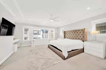 Loft / Bonus Room Photo of 18356 68 Avenue, Surrey, BC