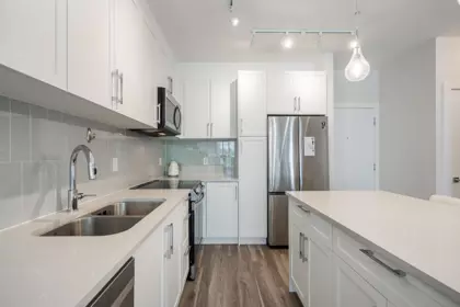 Kitchen Photo of 211 20356 72b Avenue, Langley, BC