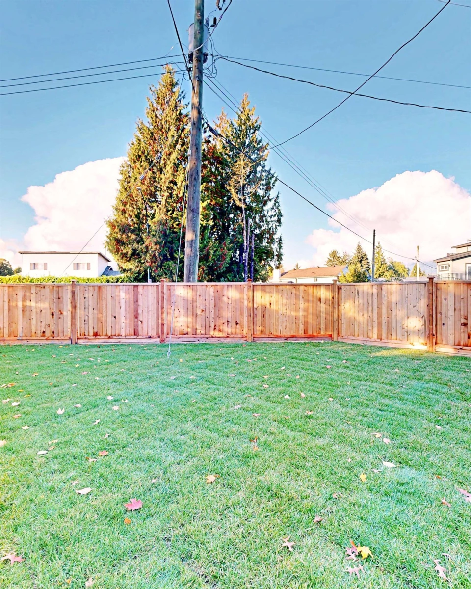 Dining Area Photo of 793 Westwood Street, Coquitlam, BC