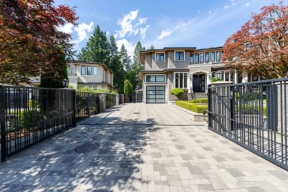7652 Kerrywood Crescent, Burnaby, BC, Burnaby — Single Family Residence for sale