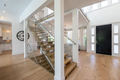 Hallway Photo of 7652 Kerrywood Crescent, Burnaby, BC