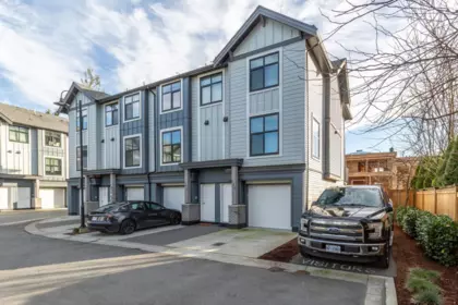 704 2267 Mckenzie Road, Abbotsford, BC, Abbotsford — Townhouse for sale