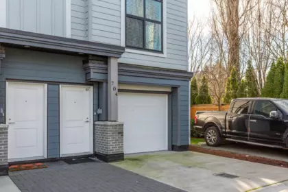 704 2267 Mckenzie Road, Abbotsford, BC, Abbotsford — Townhouse for sale