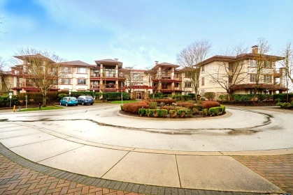 207 16421 64 Avenue, Surrey, BC, Surrey — Apartment/Condo for sale
