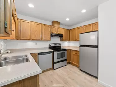 Kitchen Island Photo of 9 1328 Brunette Avenue, Coquitlam, BC