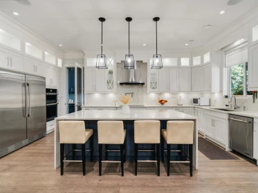 Kitchen Photo of 7575 143 Street, Surrey, BC