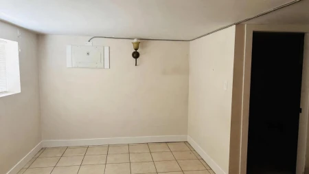 Primary Bedroom Photo of 2561 Mcgill Street, Vancouver, BC