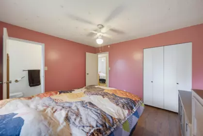 Laundry Room Photo of 4611 203a Street, Langley, BC