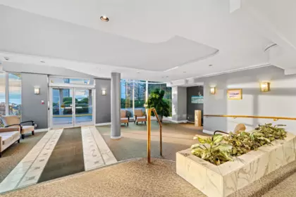 201 2203 Bellevue Avenue, West Vancouver, BC, West Vancouver — Apartment/Condo for sale
