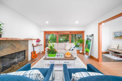 4096 Sunset Boulevard, North Vancouver, BC, North Vancouver — Single Family Residence for sale