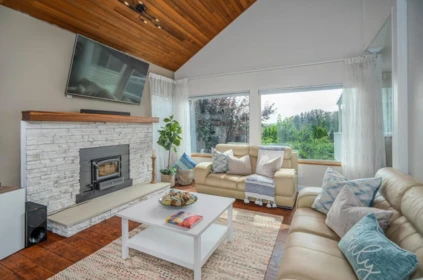 Living Room Photo of 23005 Olund Crescent, Maple Ridge, BC