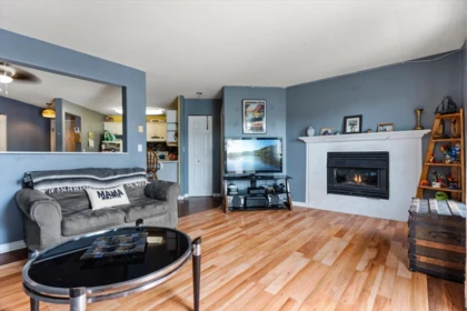 Kitchen Photo of 37 5915 Vedder Road, Chilliwack, BC