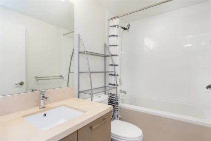 Primary Bedroom Photo of 805 3080 Lincoln Avenue, Coquitlam, BC