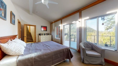 Office / Den Photo of 12899 Sunshine Coast Highway, Madeira Park, BC