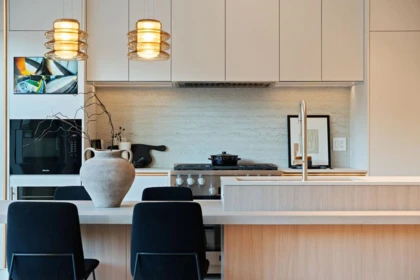 Kitchen Island Photo of 2 2935 W 15th Avenue, Vancouver, BC