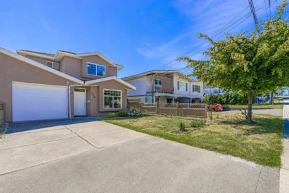 7930 Edmonds Street, Burnaby, BC, Burnaby — Half Duplex for sale