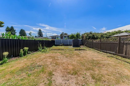 Hot Tub / Spa Photo of 7930 Edmonds Street, Burnaby, BC