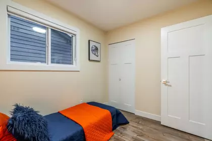 Powder Room Photo of 27036 28 Avenue, Langley, BC