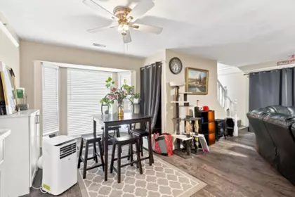 Basement Recreation Room Photo of 9458 Menzies Street, Chilliwack, BC