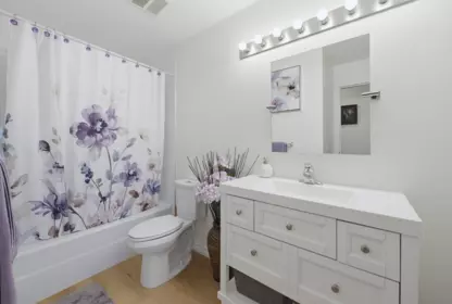 Guest Bathroom Photo of 219 13911 70 Avenue, Surrey, BC