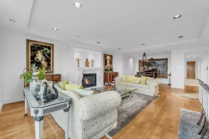 Primary Bedroom Photo of 1525 Errigal Place, West Vancouver, BC