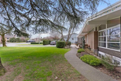 46589 Riverside Drive, Chilliwack, BC, Chilliwack — Single Family Residence for sale