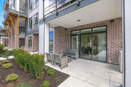 101 45500 Market Way, Chilliwack, BC, Chilliwack — Apartment/Condo for sale