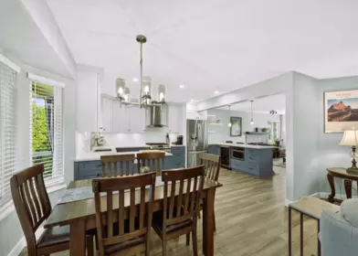 Breakfast Nook Photo of 20485 120b Avenue, Maple Ridge, BC