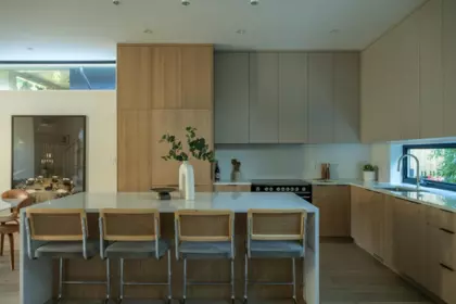 Kitchen Island Photo of 893 E 21st Avenue, Vancouver, BC