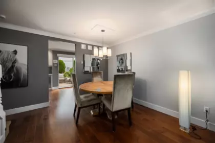 Kitchen Photo of 11 15432 16a Avenue, Surrey, BC