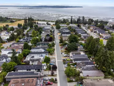 Playground / Recreational Area Near 952 Parker Street, White Rock, BC