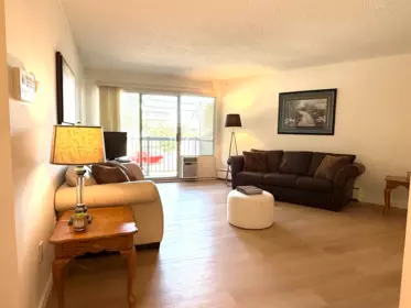 Pantry Photo of 218 15020 North Bluff Road, White Rock, BC