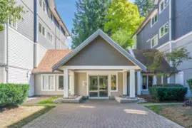 206 9668 148 Street, Surrey, BC