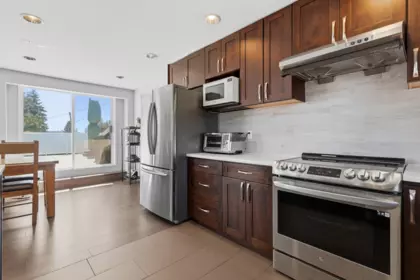 Breakfast Nook Photo of 2190 Hillside Avenue, Coquitlam, BC