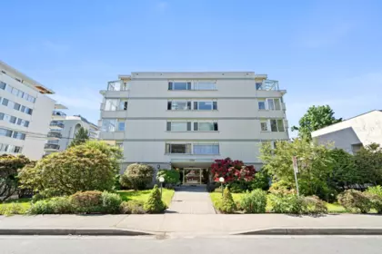 504 1750 Esquimalt Avenue, West Vancouver, BC, West Vancouver — Apartment/Condo for sale